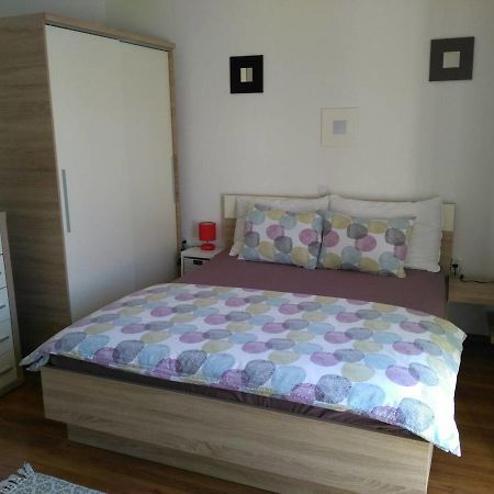 Apartment Bozac Ровинь Экстерьер фото
